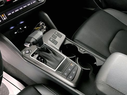 Used 2026 Kia Sportage EX w/ EX Panorama Roof Package image 18