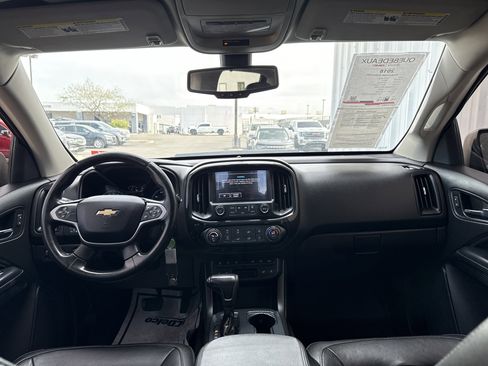 Used 2018 Chevrolet Colorado ZR2 image 25