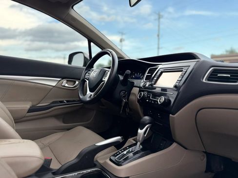 Used 2013 Honda Civic EX-L image 25