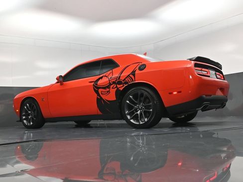 Used 2023 Dodge Challenger R/T Scat Pack RWD image 19