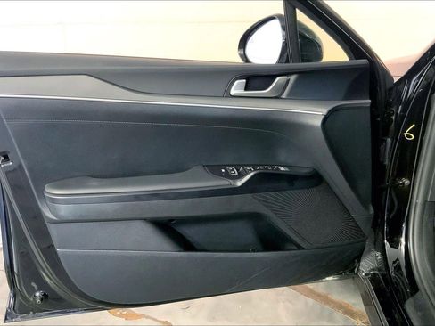 Certified 2025 Kia K5 LXS FWD image 24