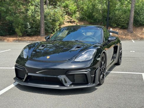 Used 2025 Porsche 718 Cayman GT4 RS RWD image 3