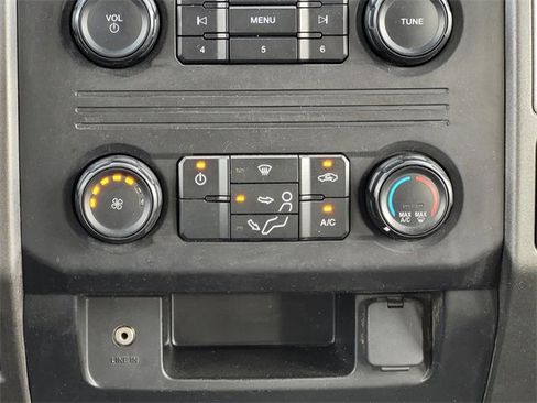 Used 2019 Ford F350 XL image 21