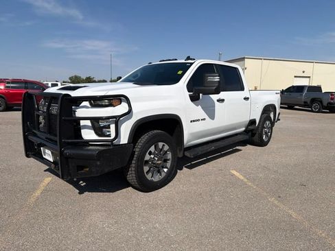 Used 2023 Chevrolet Silverado 2500 Custom w/ Custom Value Package AWD/4WD image 1