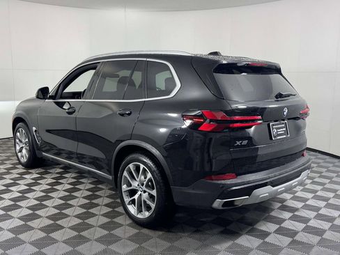 Used 2024 BMW X5 xDrive40i w/ Parking Assistance Package image 8