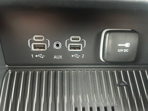 New 2027 Jeep Grand Cherokee Limited w/ Limited Altitude Package AWD/4WD image 26