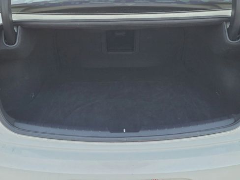 Used 2017 Kia Cadenza Premium w/ Luxury Package image 13