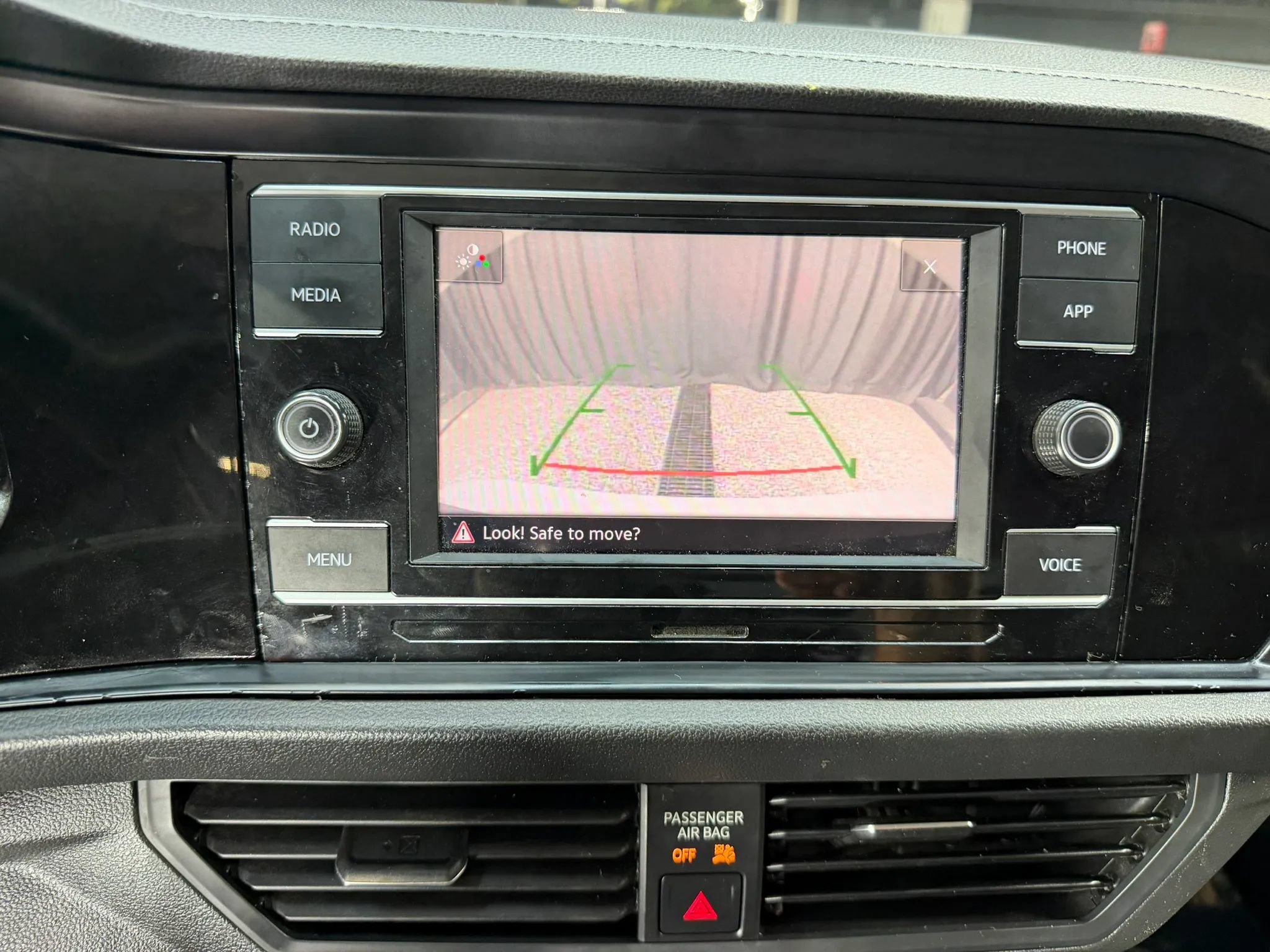 Used 2021 Volkswagen Jetta SE FWD image 23