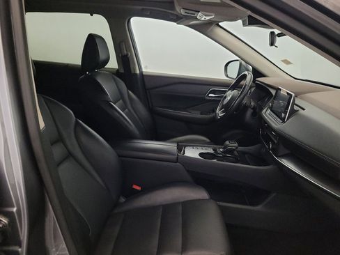Used 2021 Nissan Rogue SV w/ Premium Package FWD image 21