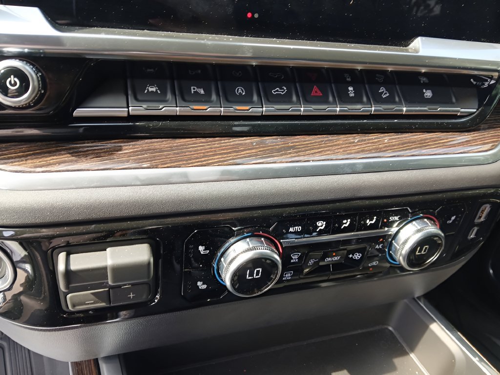 New 2026 GMC Sierra 1500 Elevation w/ Elevation Premium Package AWD/4WD image 16