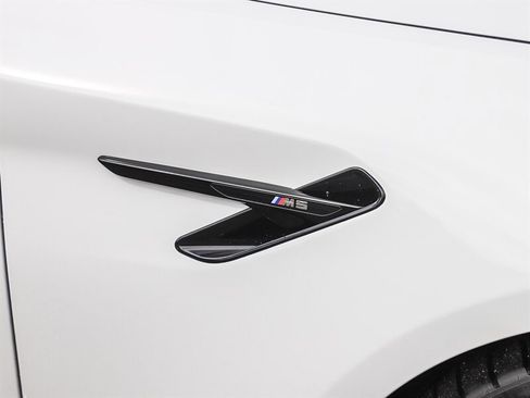 Used 2019 BMW M5 w/ Executive Package image 12
