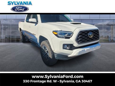Used 2022 Toyota Tacoma TRD Sport image 1