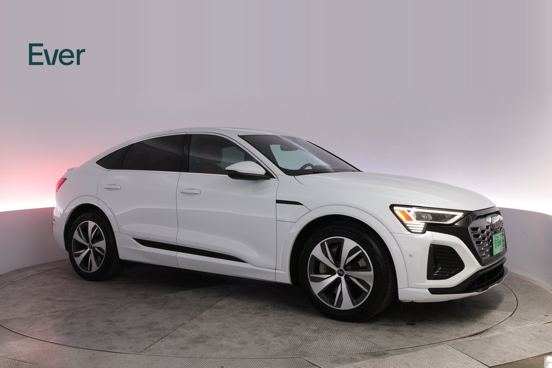 Used 2024 Audi Q8 e-tron Premium Plus AWD/4WD image 14
