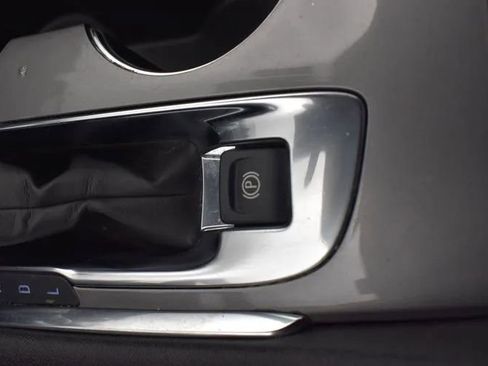 Used 2024 Chevrolet Malibu LT FWD image 33