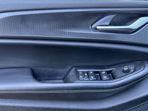 Used 2024 Jeep Grand Cherokee L Laredo image 12