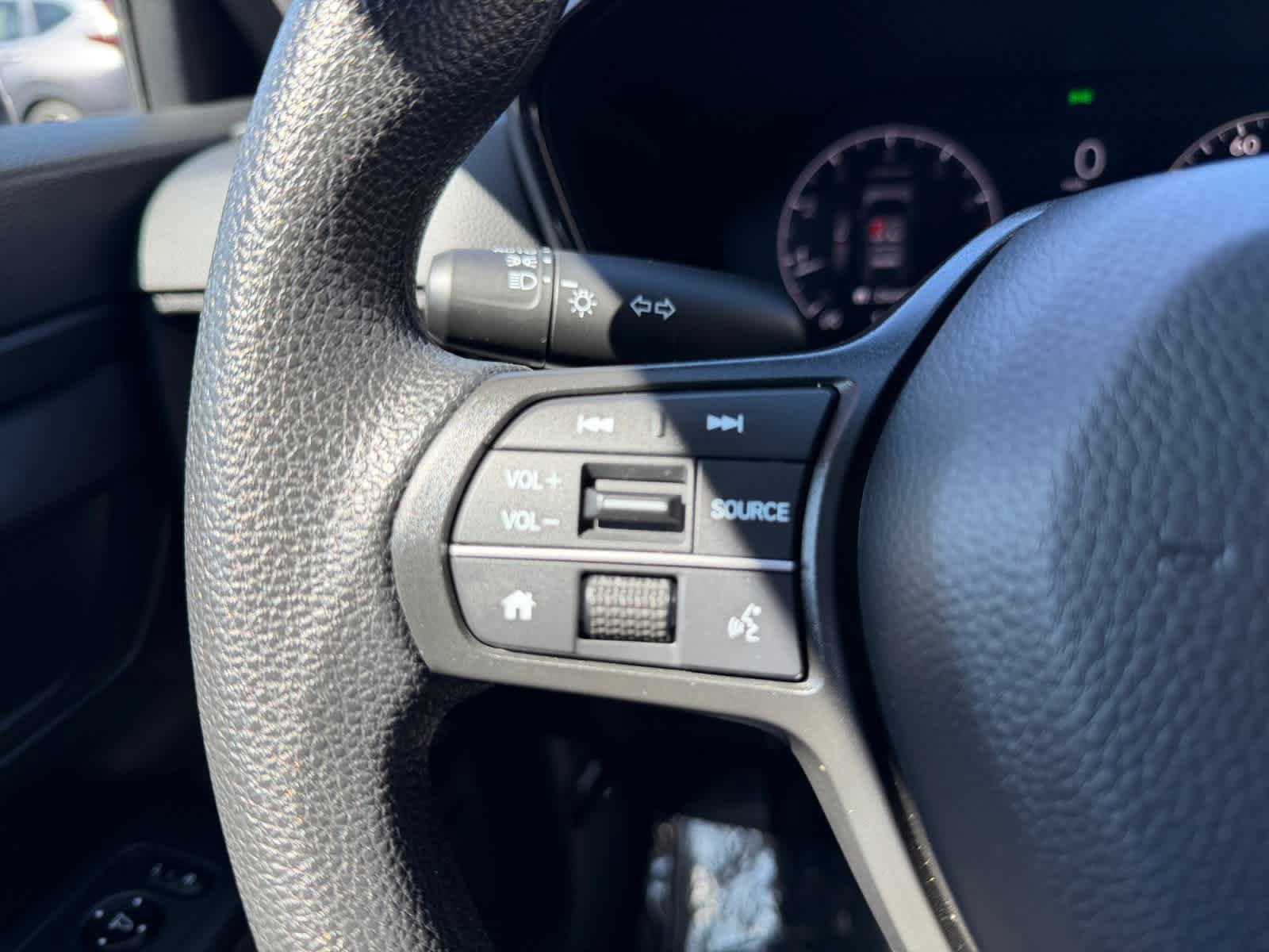 Used 2023 Honda CR-V EX image 24
