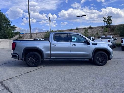 Used 2024 GMC Sierra 1500 Elevation w/ Elevation Premium Package AWD/4WD image 9