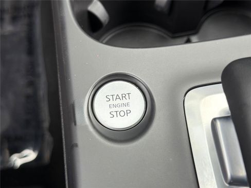 Used 2024 INFINITI QX50 Luxe AWD/4WD image 10