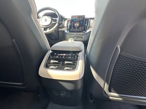 Used 2026 Volvo XC90 B6 Plus w/ Protection Package Premier image 12