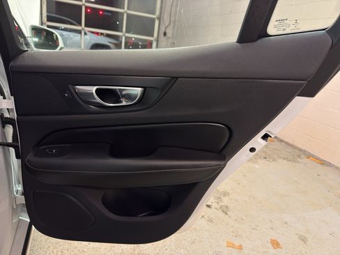 Used 2019 Volvo S60 T8 Inscription AWD/4WD image 26
