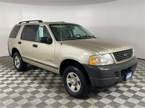 Used 2004 Ford Explorer XLS image 17