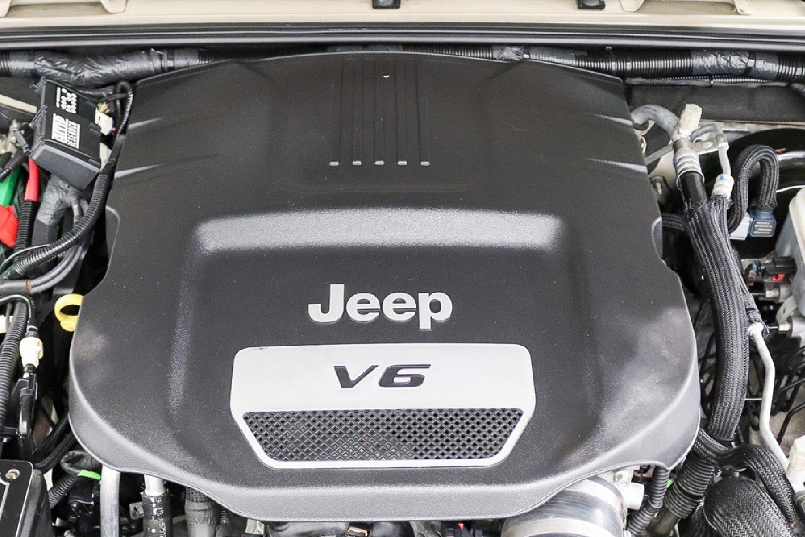 Used 2018 Jeep Wrangler Unlimited Rubicon AWD/4WD image 31
