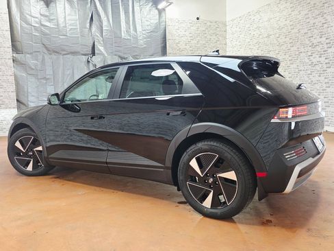 New 2026 Hyundai Ioniq 5 SEL image 6