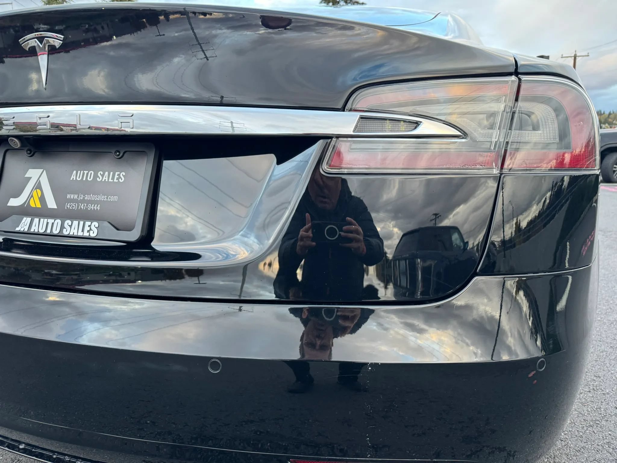Used 2017 Tesla Model S 75D AWD/4WD image 10