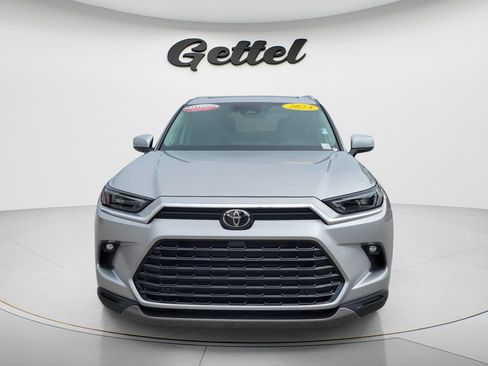Certified 2024 Toyota Grand Highlander AWD image 8