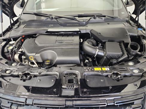 Used 2025 Land Rover Range Rover Evoque Dynamic SE image 42