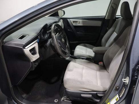 Used 2014 Toyota Corolla LE FWD image 9