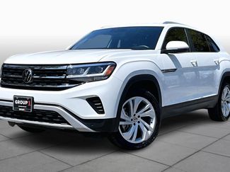 Certified 2023 Volkswagen Atlas Cross Sport SE w/ Black Wheel Package video 1