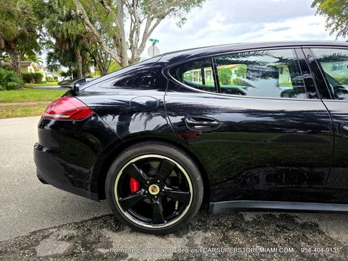 Used 2016 Porsche Panamera GTS image 98