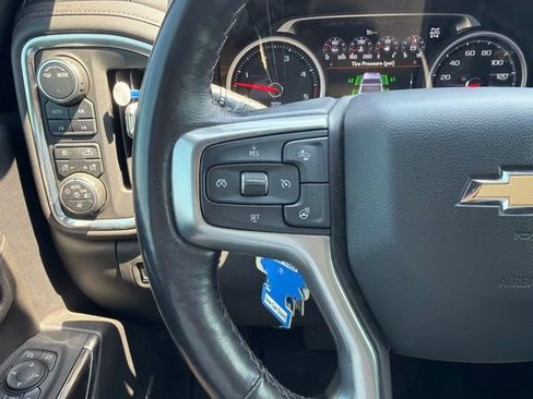 Used 2022 Chevrolet Silverado 2500 LTZ w/ LTZ Convenience Package AWD/4WD image 20