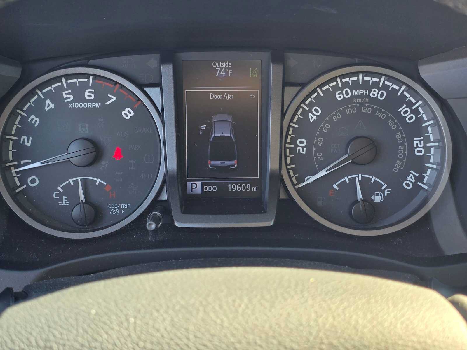 Certified 2019 Toyota Tacoma TRD Sport AWD/4WD image 25