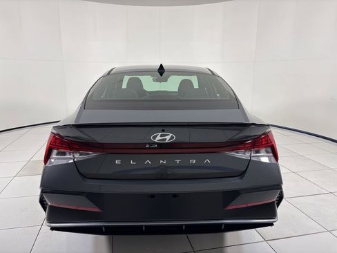 New 2026 Hyundai Elantra SEL Sport Premium FWD image 4