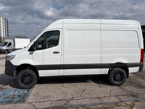 New 2025 Mercedes-Benz Sprinter 2500 image 2