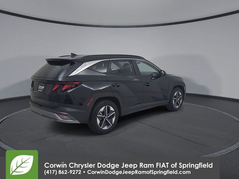Used 2025 Hyundai Tucson SEL FWD image 15
