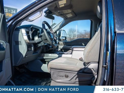 Used 2024 Ford F250 XLT w/ XLT Premium Package image 3