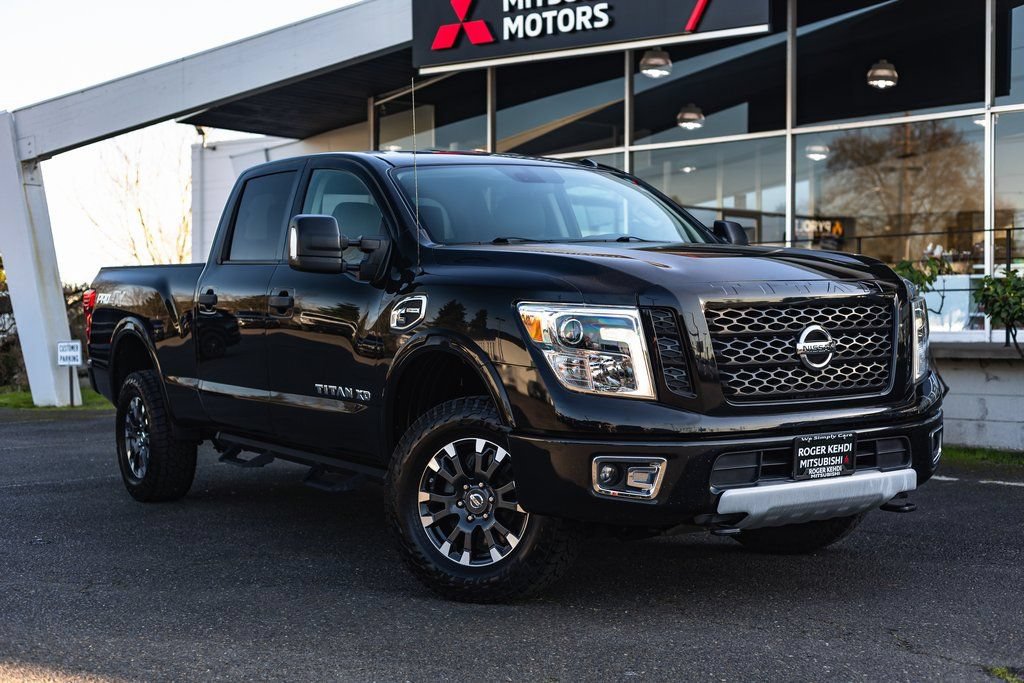 Used 2018 Nissan Titan PRO-4X AWD/4WD image 1