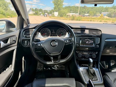 Used 2015 Volkswagen Golf SEL FWD image 15