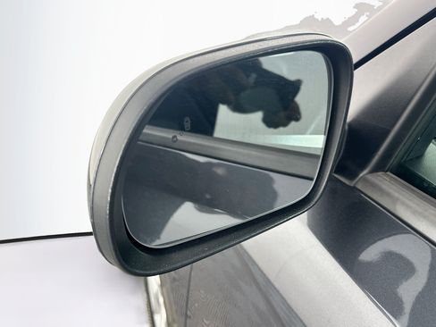 Used 2023 Kia Soul LX w/ Option Group 015 FWD image 16