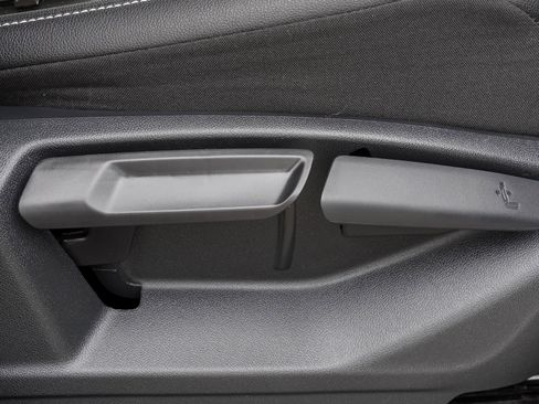 Used 2021 Volkswagen Tiguan SE w/ Panoramic Sunroof Package image 26