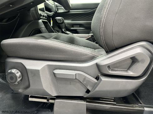 Used 2025 Ford Ranger XL image 12