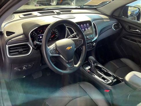 Used 2024 Chevrolet Equinox Premier image 16