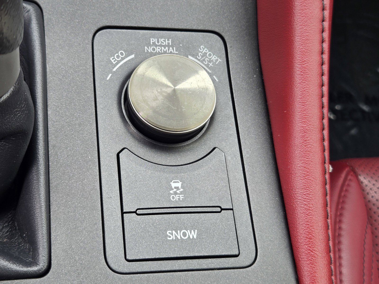 Used 2015 Lexus RC 350 AWD w/ All Weather Package image 19