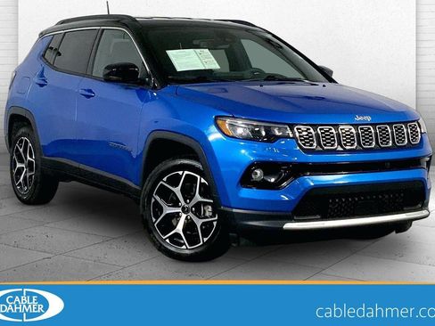 Used 2025 Jeep Compass Limited AWD/4WD image 1