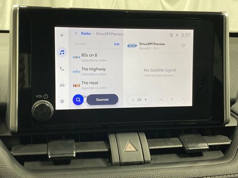 Used 2024 Toyota RAV4 XLE image 12