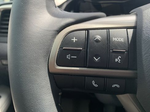 Used 2018 Lexus RX 350 AWD w/ Premium Package image 19