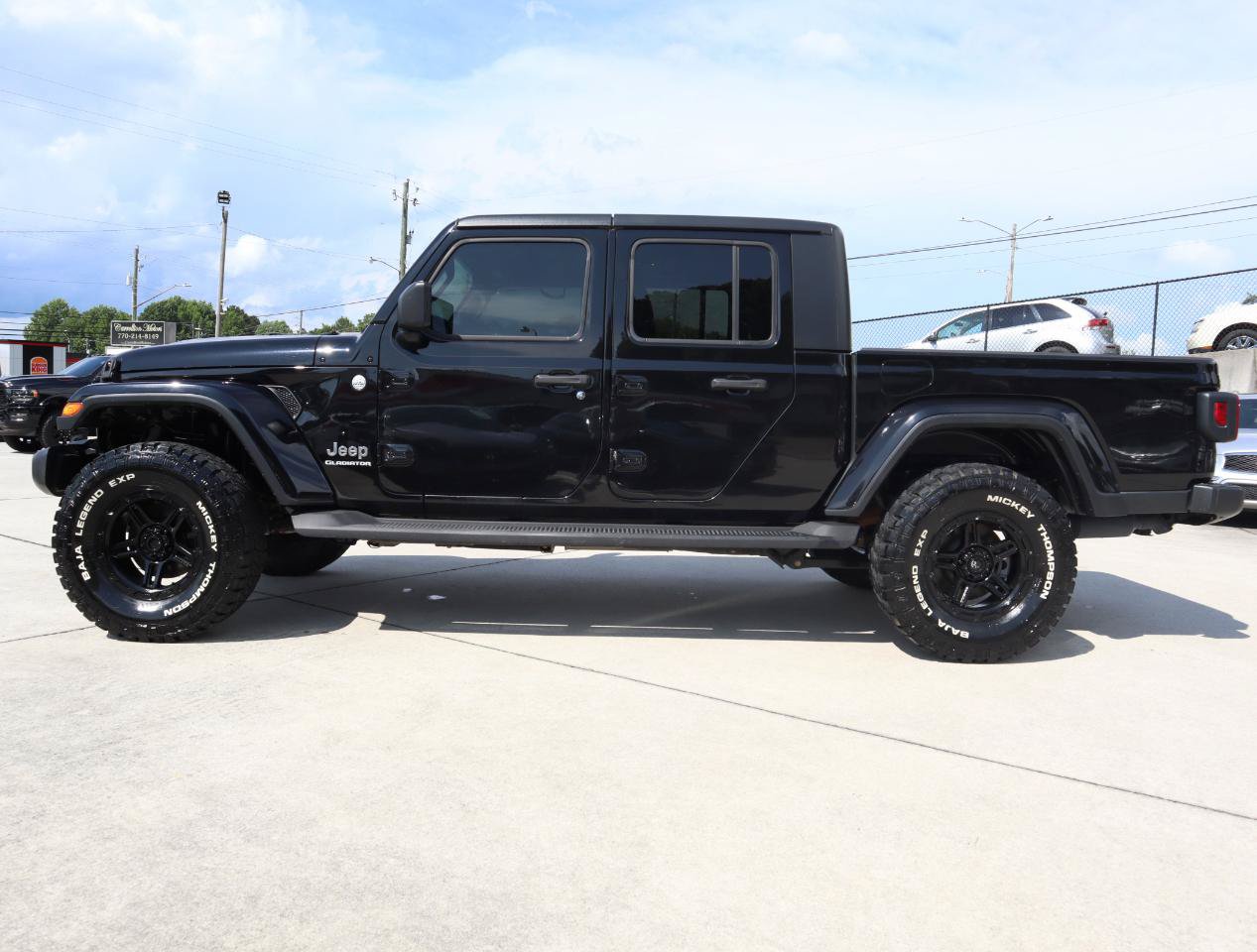 Used 2020 Jeep Gladiator Overland w/ Trailer Tow Package AWD/4WD image 3